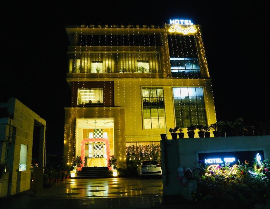 Hotel Pacific Roorkee Ngoại thất bức ảnh