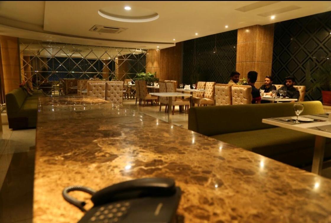Hotel Pacific Roorkee Ngoại thất bức ảnh