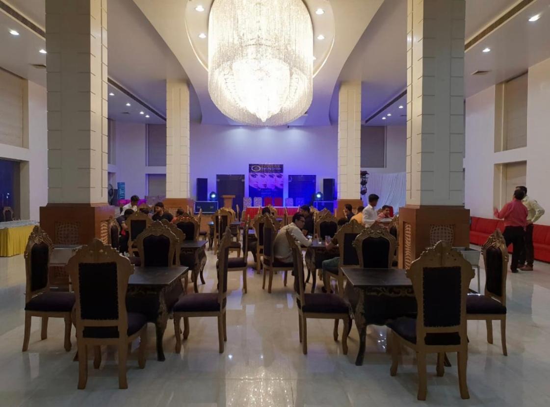 Hotel Pacific Roorkee Ngoại thất bức ảnh